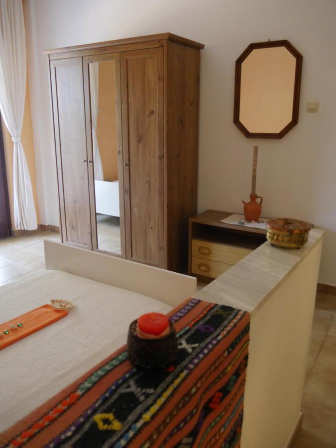 Helios-Rhodos-Apartments Koskinou  Buitenkant foto